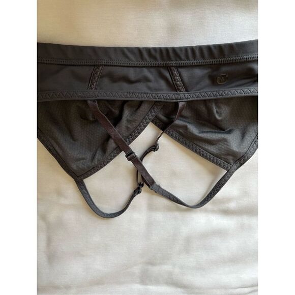 Lululemon Trainer Bra - Picture 4 of 10